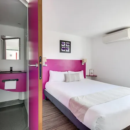 Initial By Balladins Bordeaux / 2* Eysines