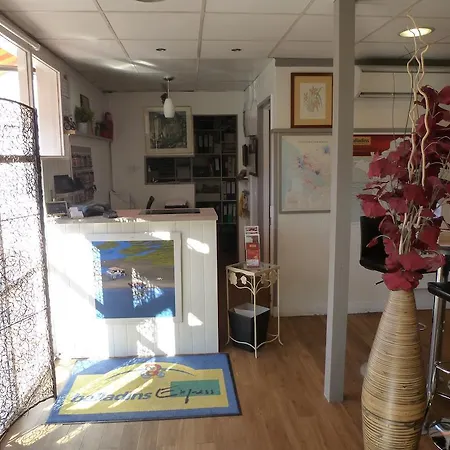 Initial By Balladins Bordeaux / 2* Eysines