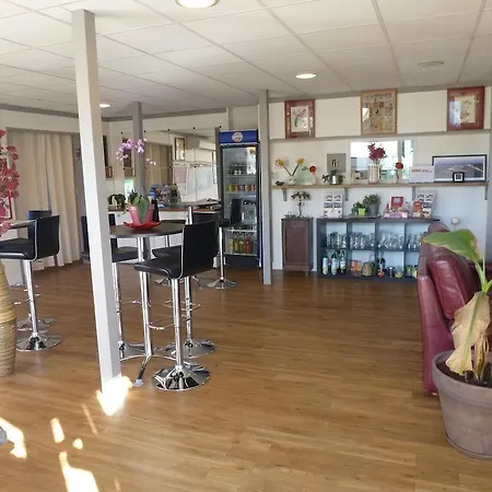 Initial By Balladins Bordeaux / 2*