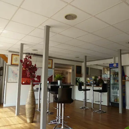 Otel Initial By Balladins Bordeaux / Eysines