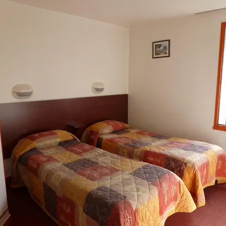 Initial By Balladins Bordeaux / Otel