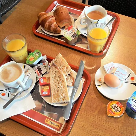 Initial By Balladins Bordeaux / Hotel 2*