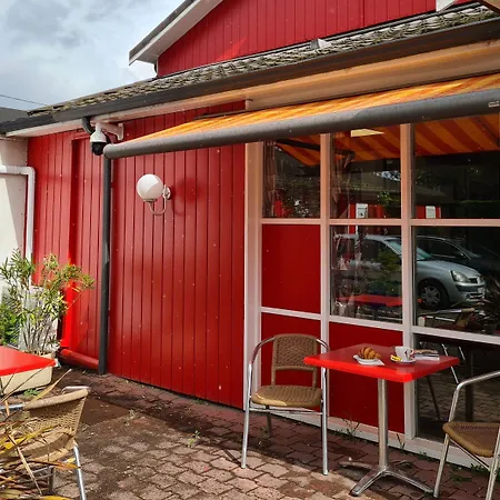 Initial By Balladins Bordeaux / 2* Eysines