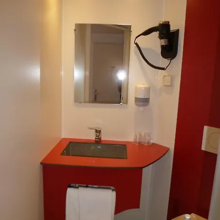 Initial By Balladins Bordeaux / Otel Eysines