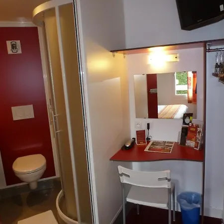 Initial By Balladins Bordeaux / 2* Eysines