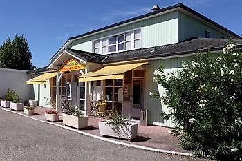 Initial By Balladins Bordeaux / Otel