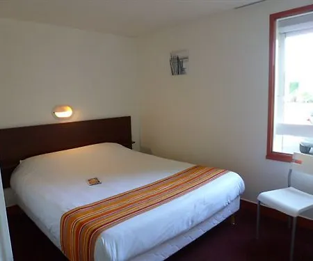 Initial By Balladins Bordeaux / Otel