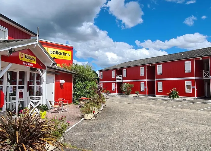 Initial By Balladins Bordeaux / 2*