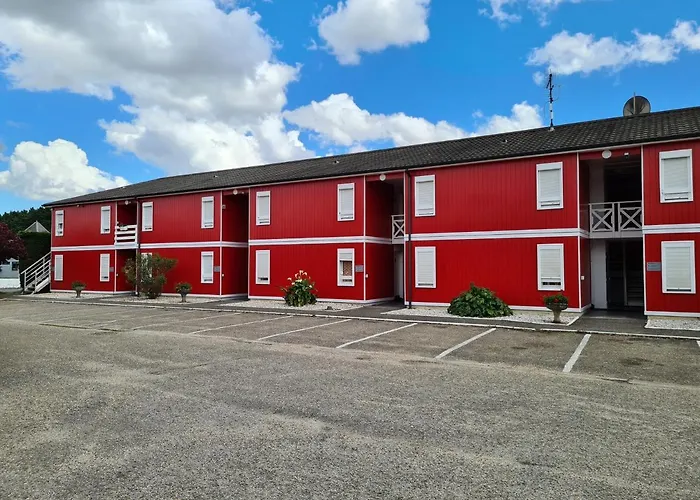 Initial By Balladins Bordeaux / 호텔 에이진느