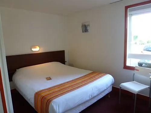 Initial By Balladins Bordeaux / Hotel