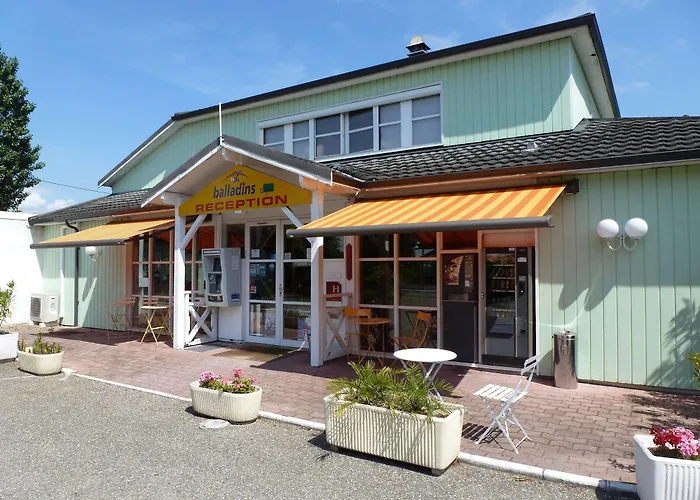 Initial By Balladins Bordeaux / 2* 에이진느