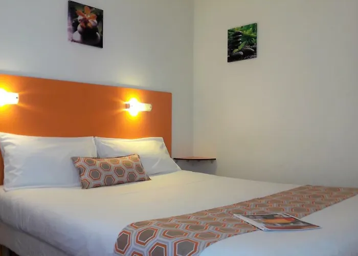 Hotel Initial By Balladins Bordeaux / 2*